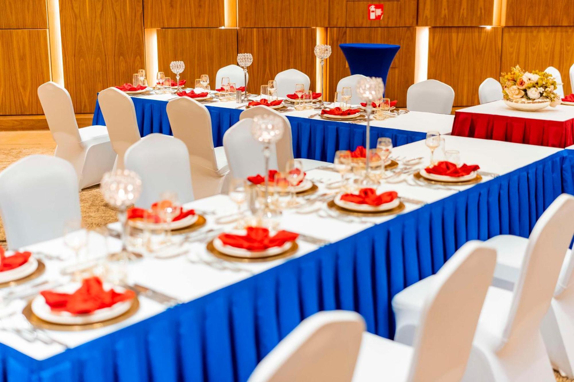 Radisson Blu Hotel & Conference Center, Niamey Eksteriør bilde